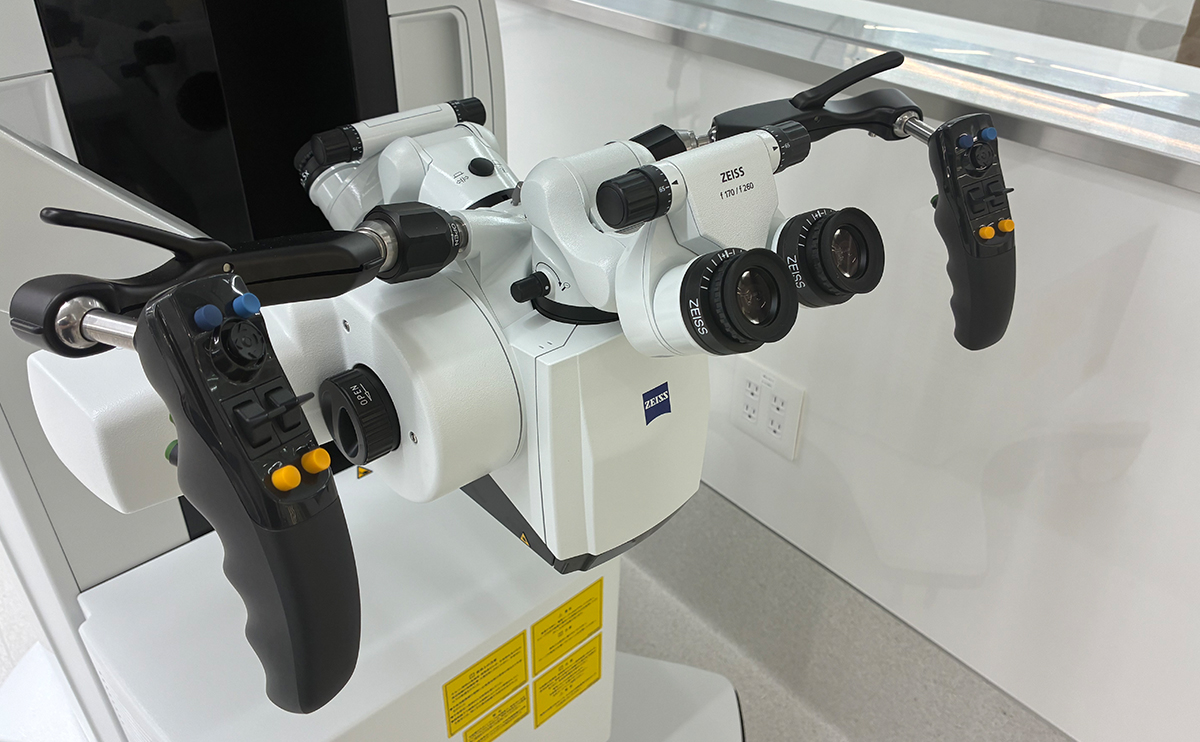 手術用顕微鏡システム『KINEVO 900』